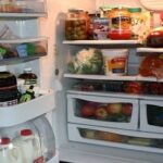 যে ৮টি খাবার কখনোই ফ্রিজে রাখবেন না