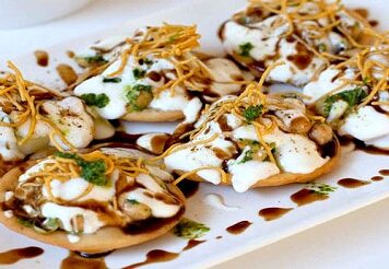 জনপ্রিয় সুস্বাদু স্ট্রীটফুড পাপড়ি চাট