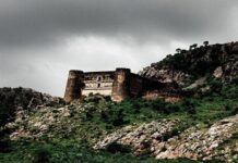 একটা ভৌতিক স্থান যার রহস্য এখনো বিজ্ঞান দিতে পারে নি